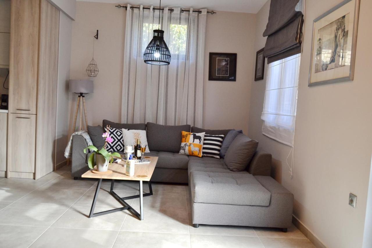 Vigla Comfort House Pombia Екстериор снимка