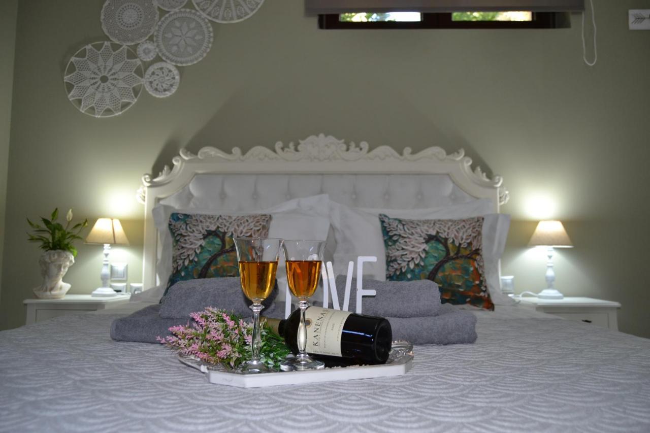 Vigla Comfort House Pombia Екстериор снимка
