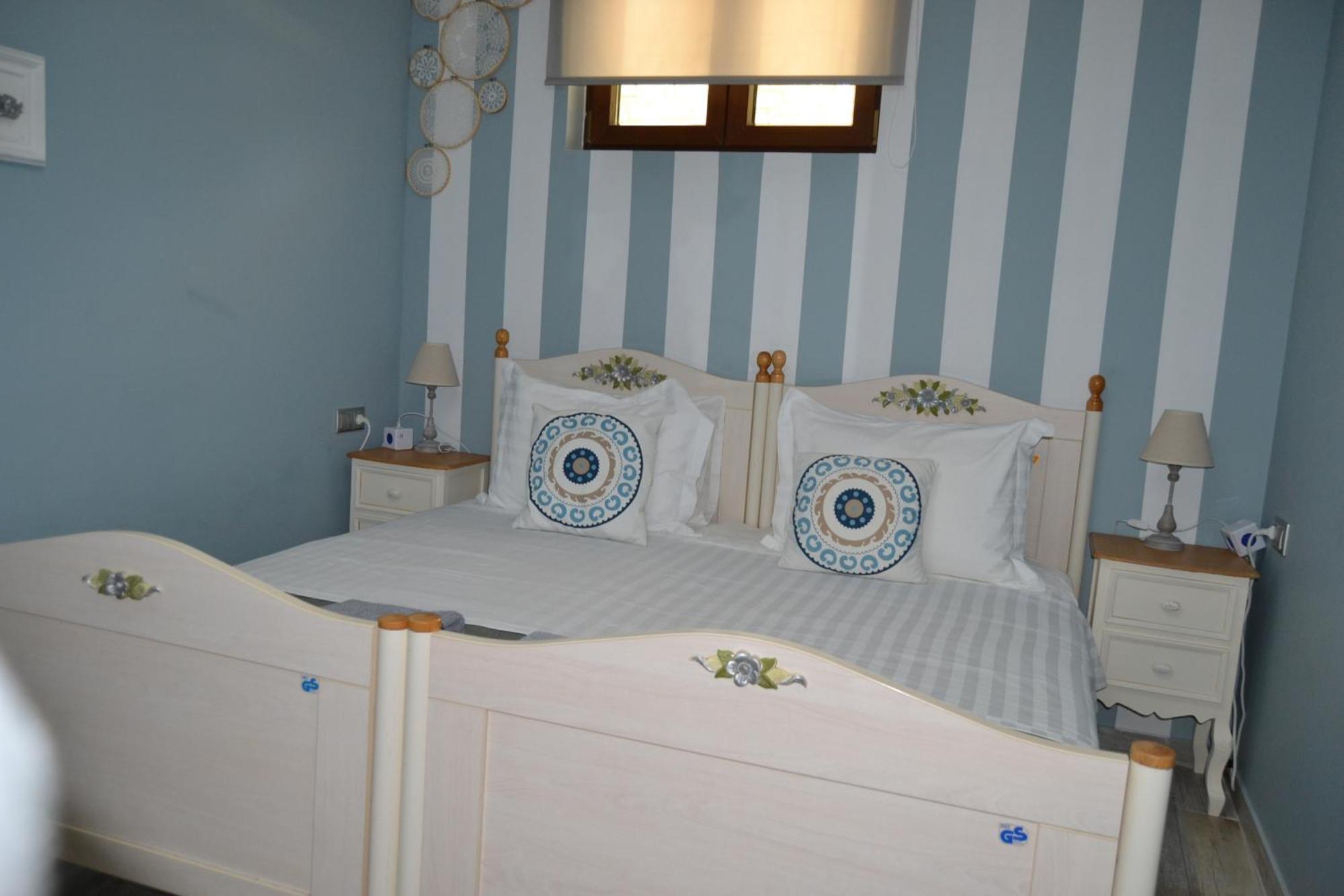 Vigla Comfort House Pombia Екстериор снимка